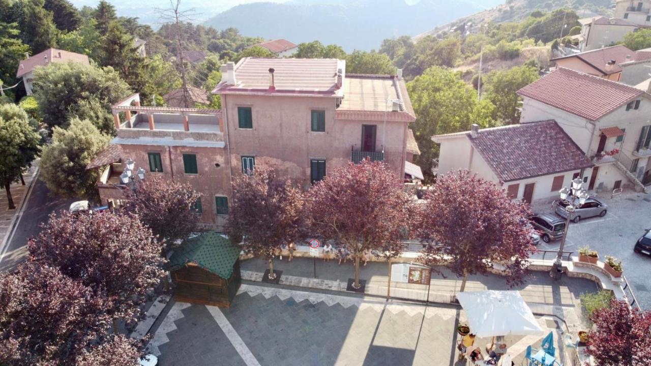 Апартаменты G-House Rocca di Cave Экстерьер фото